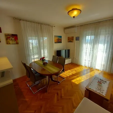 Apartment Ive *